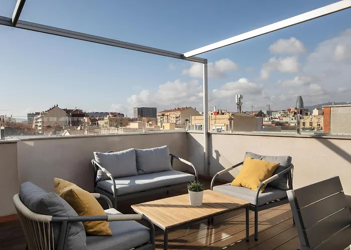 Feelathome Poblenou Beach Apartments